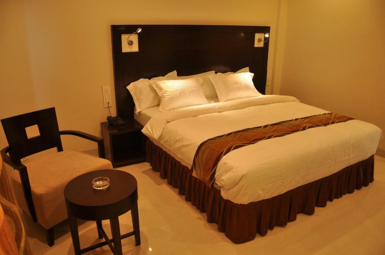 Krishna Residency Hotel Vijayawada Luaran gambar